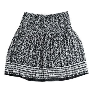 Max Studio Black and White Floral A-Line Skirt